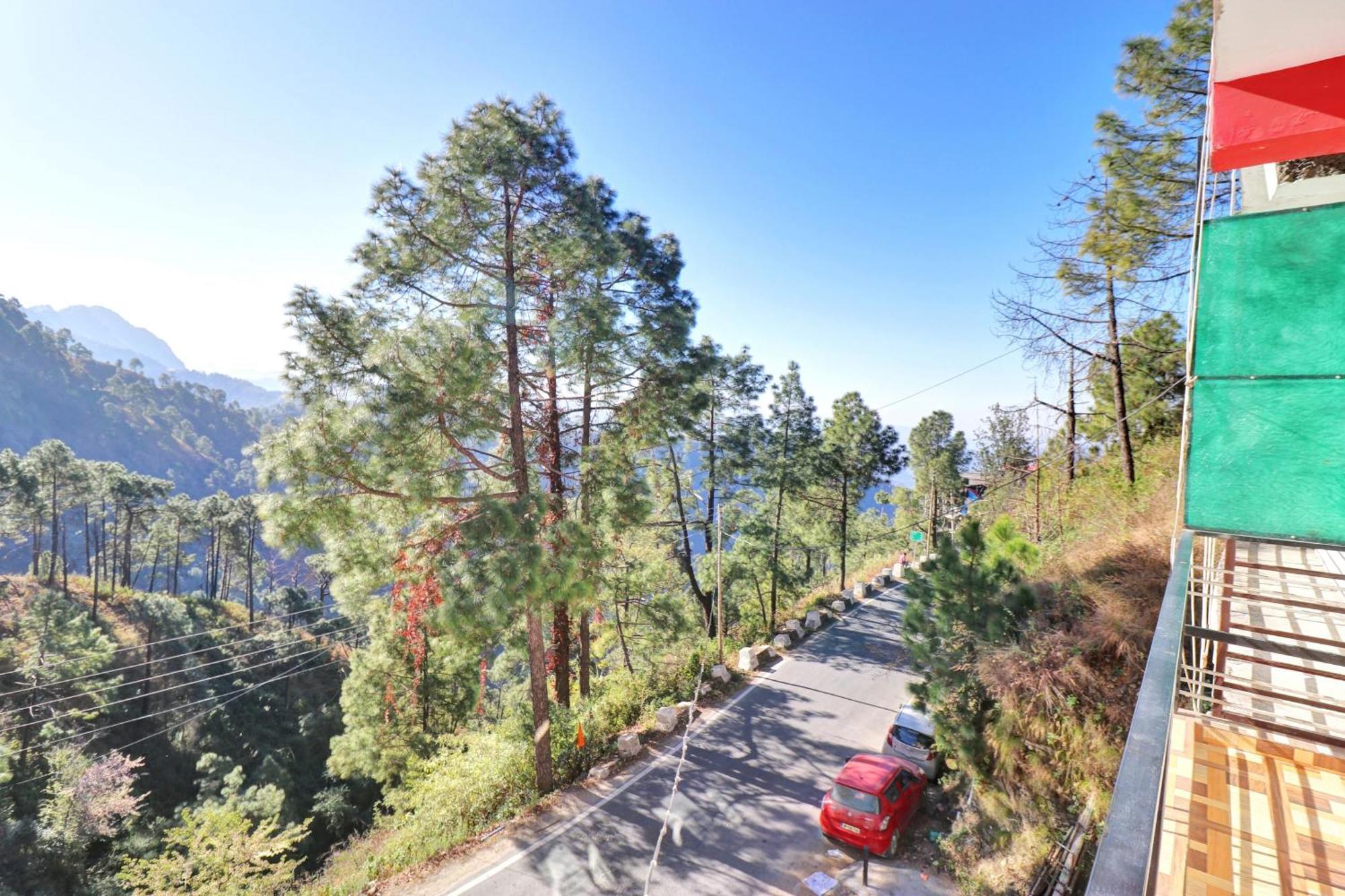 Capital O 84320 Heaven'S Mahasu Villa Hotel Shimla